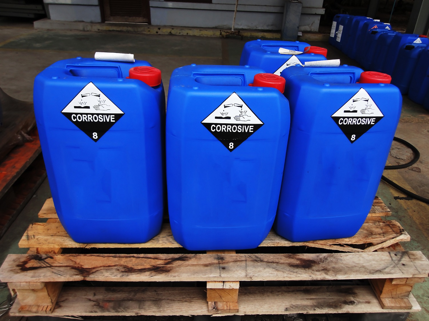 Using the Appropriate Hazardous Waste Storage Container